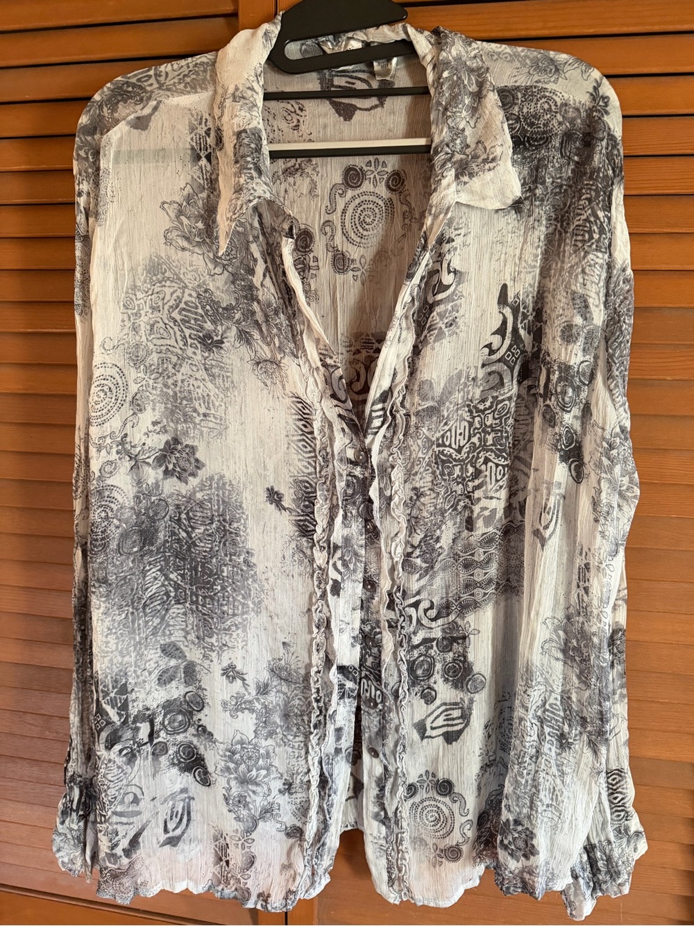 Chico's Black & White Paisley-Print Button Down Shirt